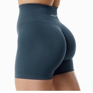 NWT alphalete amplify short whale blue size small